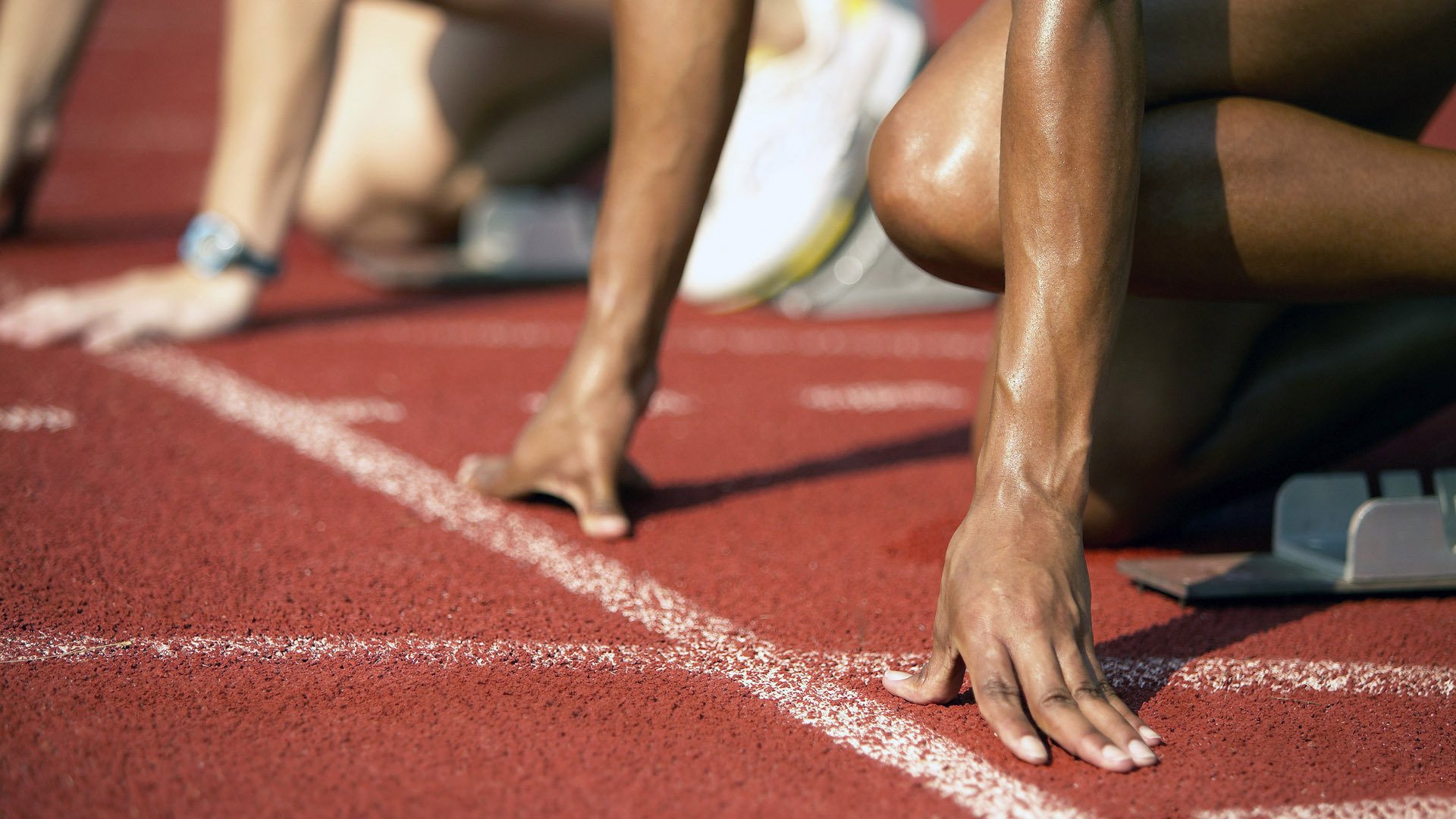 开云体育官网下载-室内蹦床竞技，爆发力十足的极限运动，家用室内蹦床玩法视频